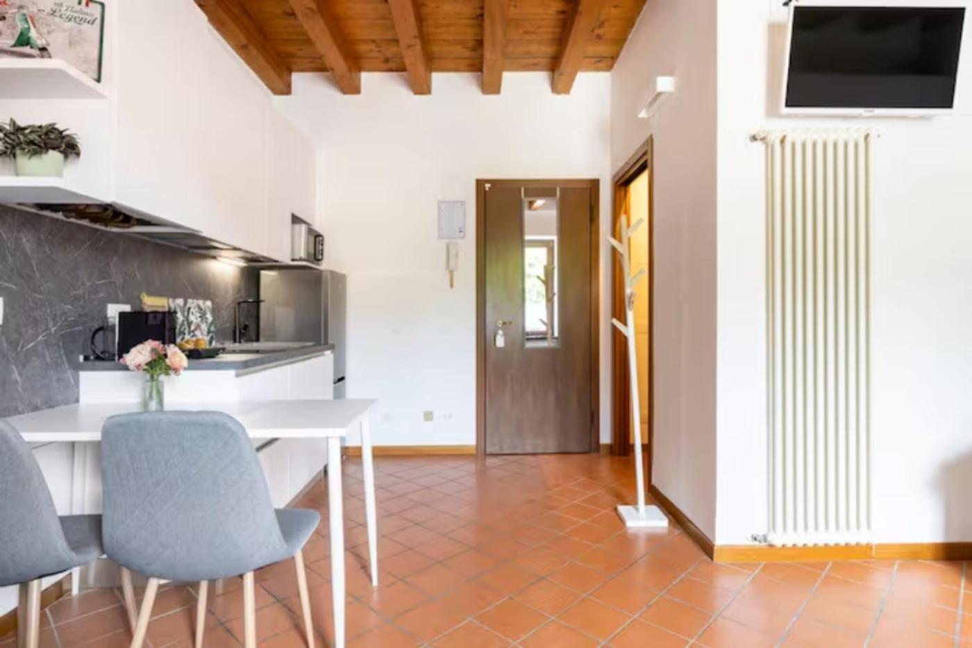 Studio Centrale Pacengo Di Lazise Bagian luar foto